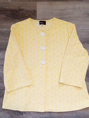 Andria Lieu Yellow Geometric Button Front Women's Blouse Size Large